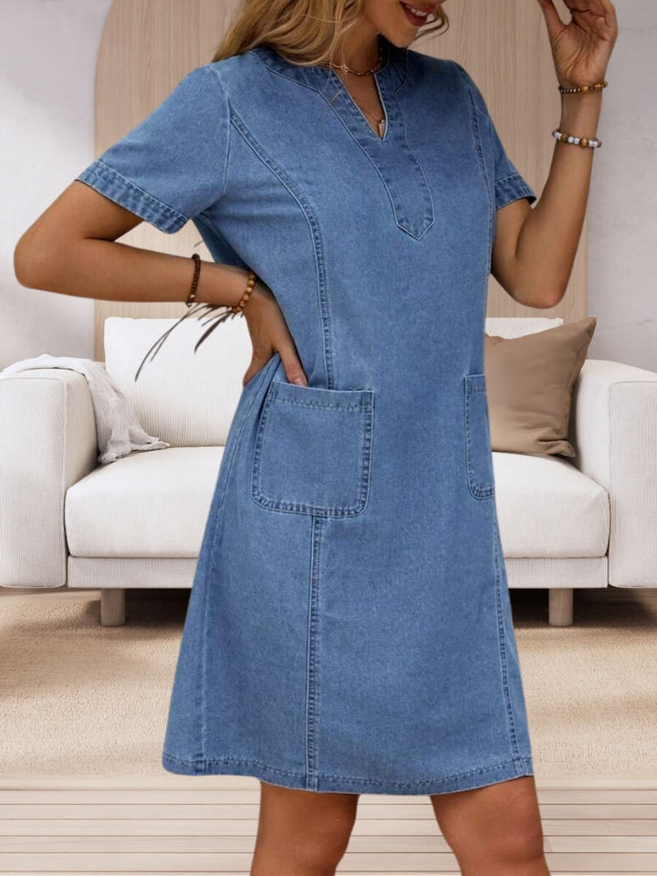 Lieke™  – Zomerse Spijkerjurk met V-hals