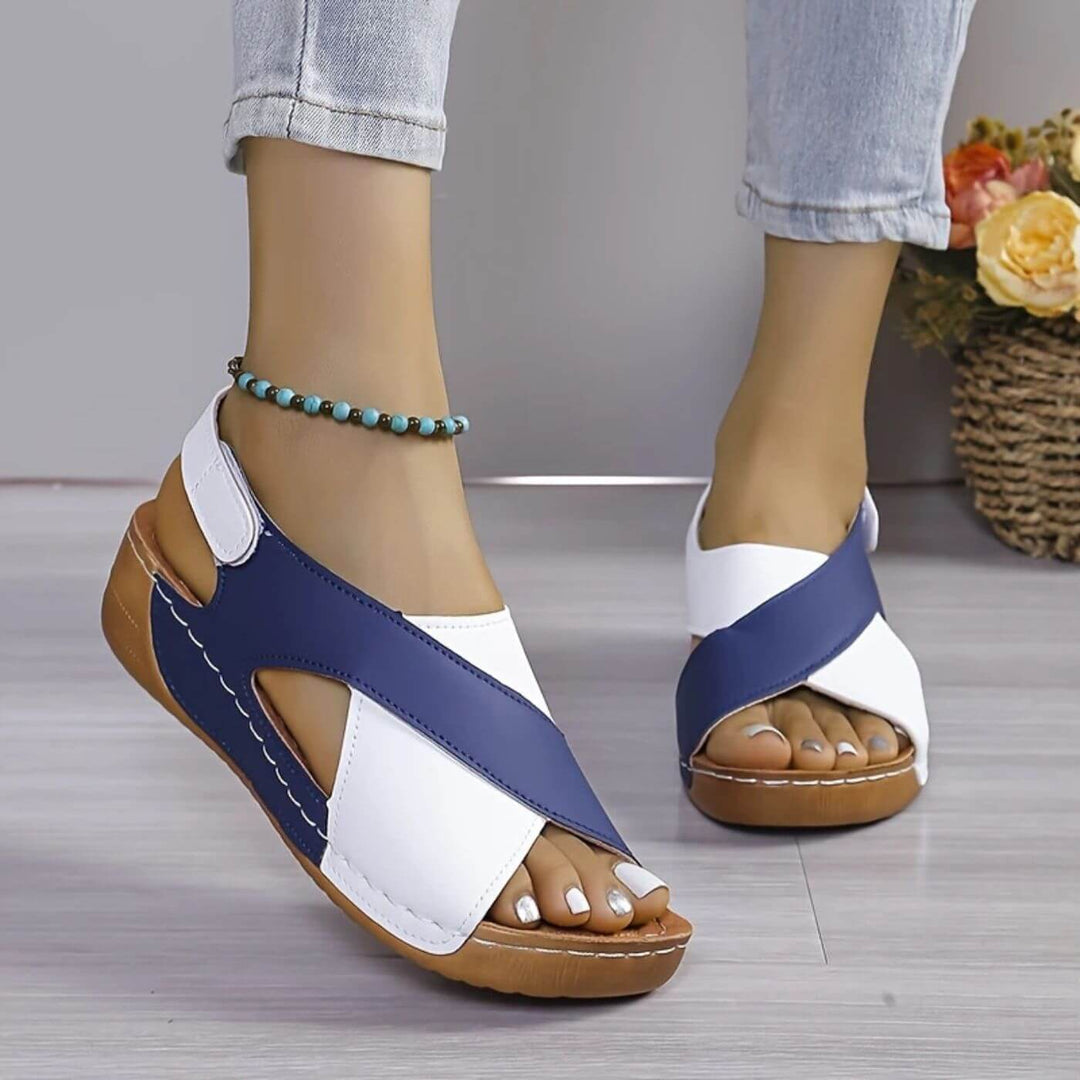 Nola™ – Comfortabele Orthopedische Sleehak Sandalen